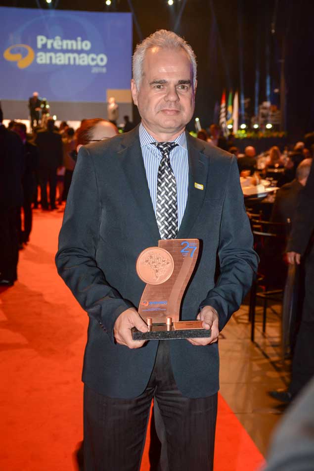 La&eacute;rcio Villas Boas Executivo de Contas da ADERE